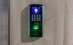 指紋門禁自動門